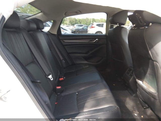 2018 HONDA ACCORD EX-L 9