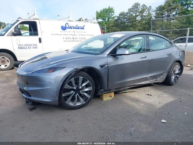 2025 TESLA MODEL 3 6