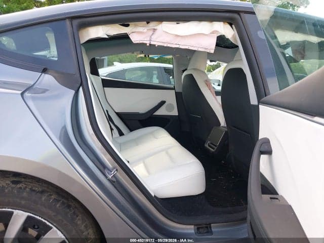 2025 TESLA MODEL 3 8