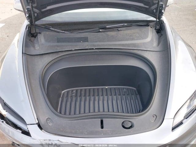 2025 TESLA MODEL 3 10