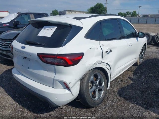 2023 FORD ESCAPE ST-LINE 4