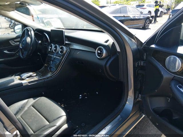 2018 MERCEDES-BENZ C 300 4MATIC 5