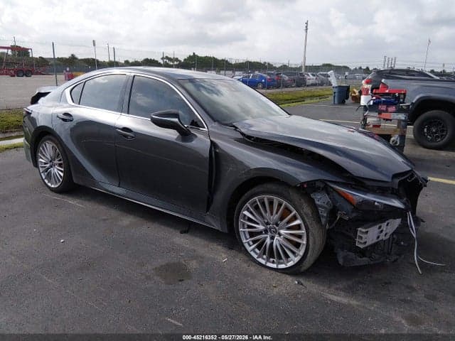 2023 LEXUS IS 300