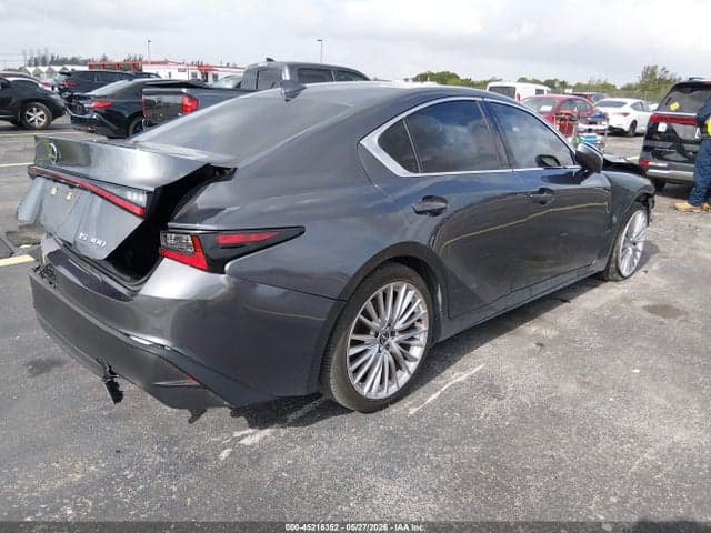 2023 LEXUS IS 300 4