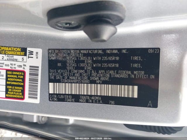 2023 TOYOTA HIGHLANDER XLE 9