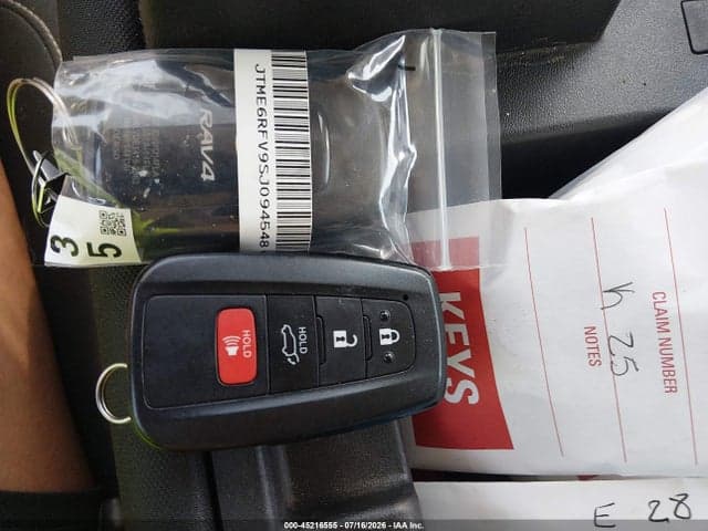 2025 TOYOTA RAV4 HYBRID XSE 11