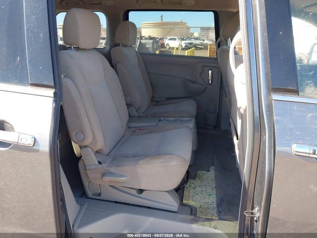 2017 NISSAN QUEST SV 8