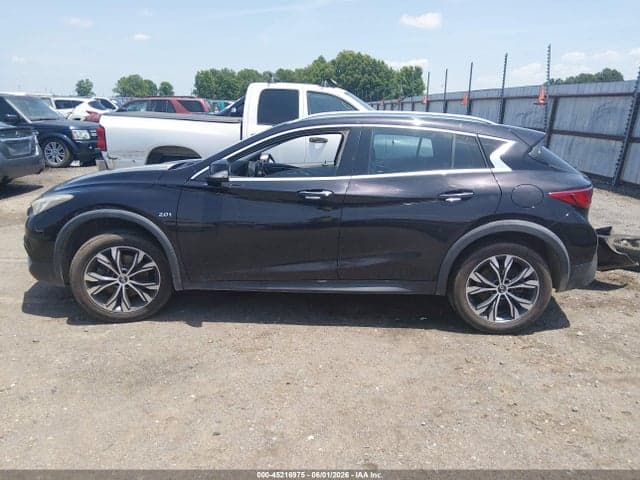 2017 INFINITI QX30 LUXURY 15