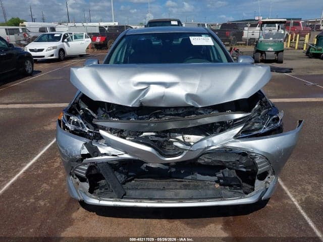 2020 TOYOTA CAMRY LE HYBRID 6