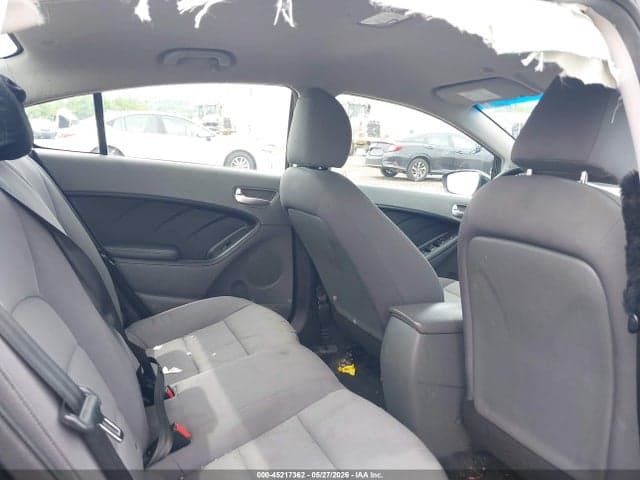 2017 KIA FORTE LX 8