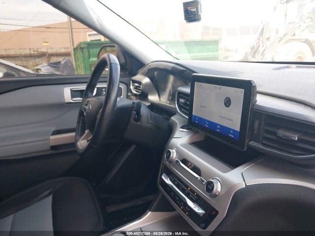 2022 FORD EXPLORER XLT 5
