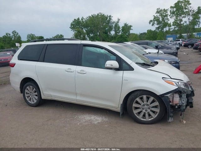 2017 TOYOTA SIENNA LIMITED PREMIUM 7 PASSENGER 14