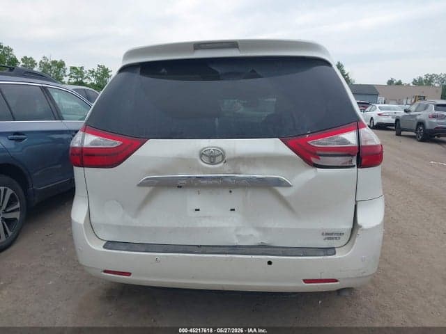 2017 TOYOTA SIENNA LIMITED PREMIUM 7 PASSENGER 20