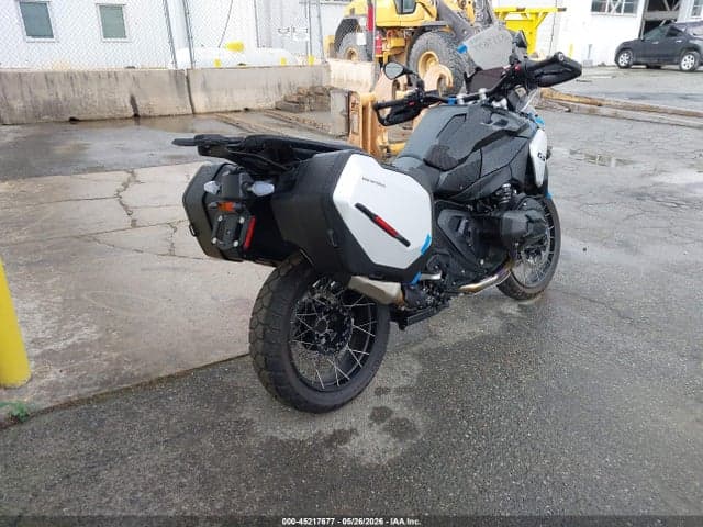 2025 BMW R 1300 GS 4