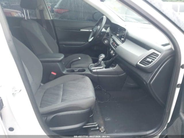 2024 KIA SELTOS LX 5