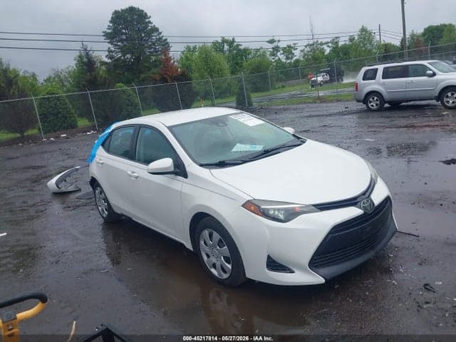 2017 TOYOTA COROLLA LE - 1