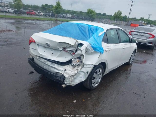 2017 TOYOTA COROLLA LE 4