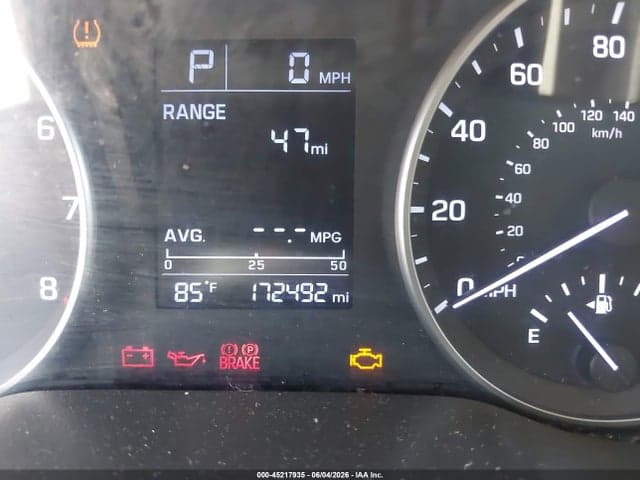 2017 HYUNDAI ELANTRA SE 7