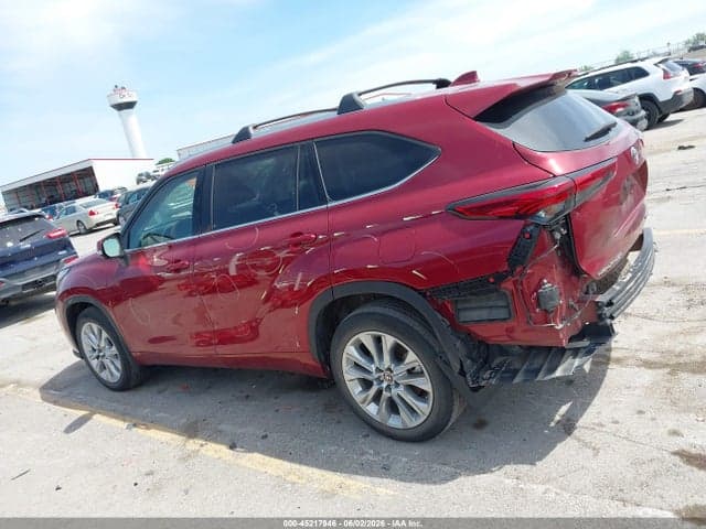 2023 TOYOTA HIGHLANDER LIMITED 14