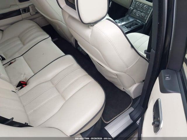 2011 LAND ROVER RANGE ROVER 8