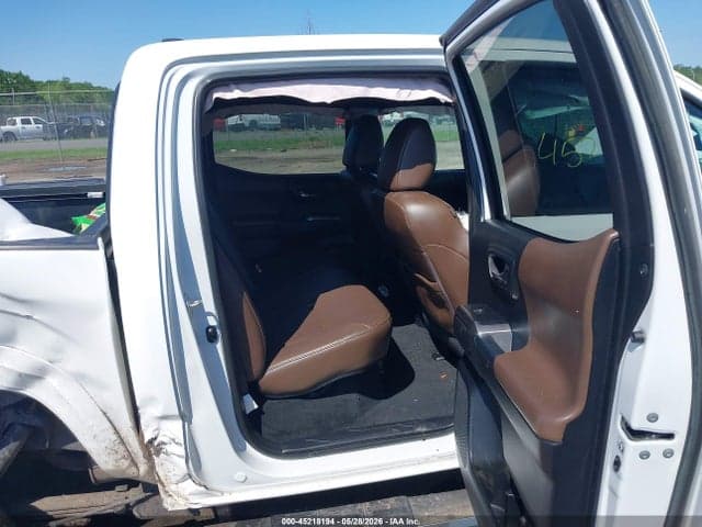 2017 TOYOTA TACOMA LIMITED 8