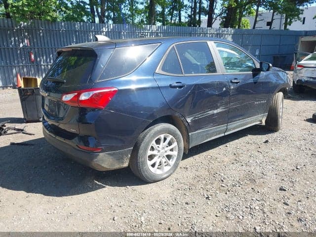 2020 CHEVROLET EQUINOX AWD LS 4