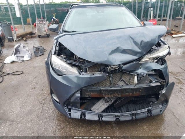2017 TOYOTA COROLLA XLE 13