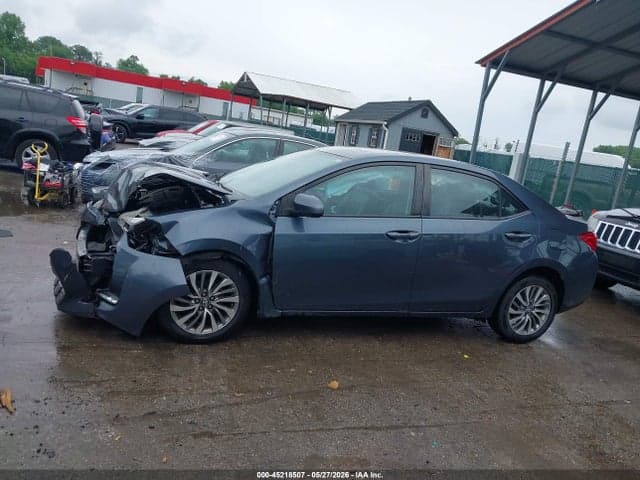 2017 TOYOTA COROLLA XLE 15