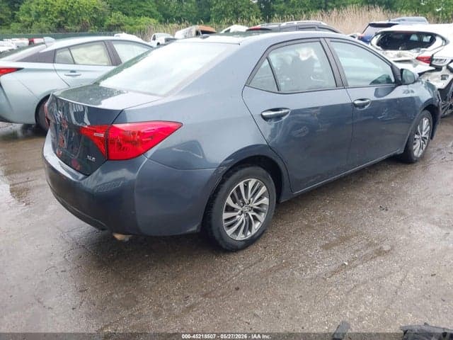 2017 TOYOTA COROLLA XLE 4