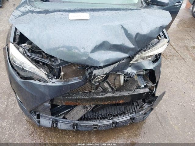 2017 TOYOTA COROLLA XLE 10