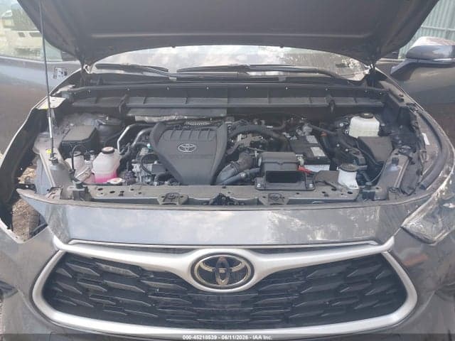 2024 TOYOTA HIGHLANDER XLE 10
