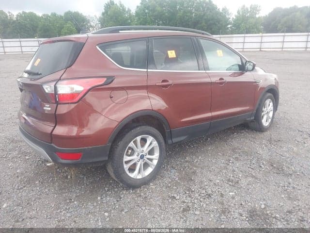 2018 FORD ESCAPE SE 4
