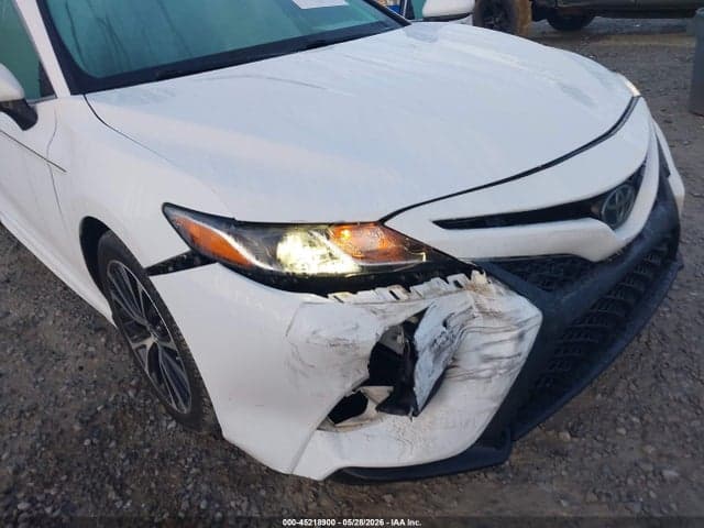 2018 TOYOTA CAMRY SE 6