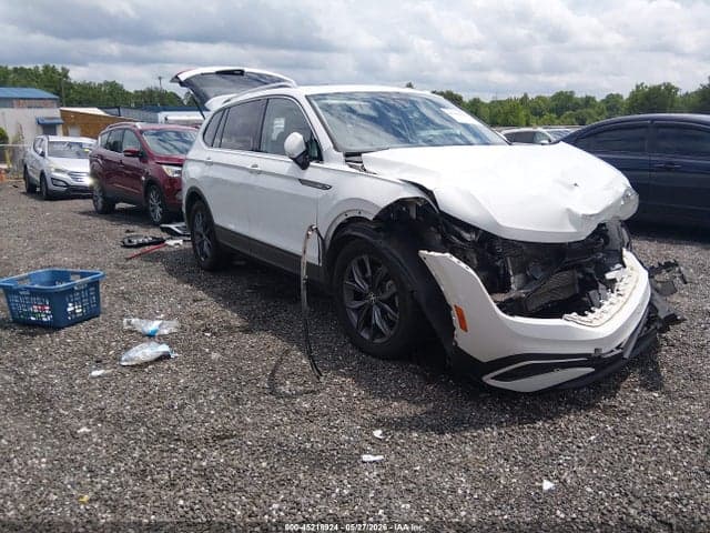 2022 VOLKSWAGEN TIGUAN 2.0T SE