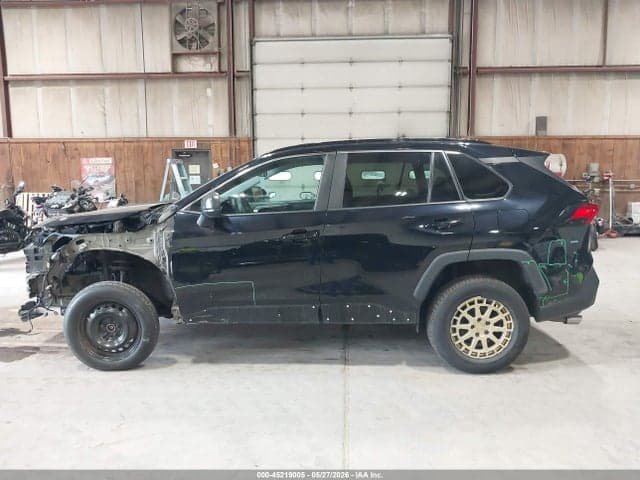 2020 TOYOTA RAV4 LE 15