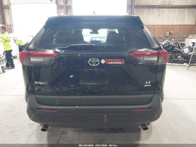 2020 TOYOTA RAV4 LE 17