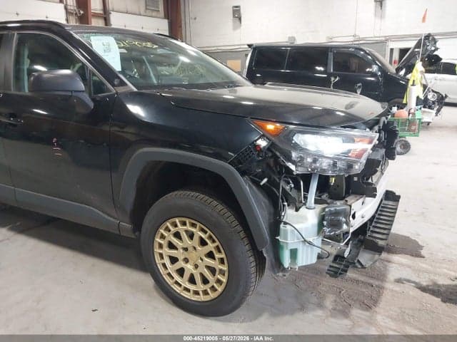 2020 TOYOTA RAV4 LE 19