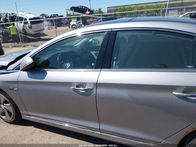 2017 HYUNDAI SONATA HYBRID LIMITED 14