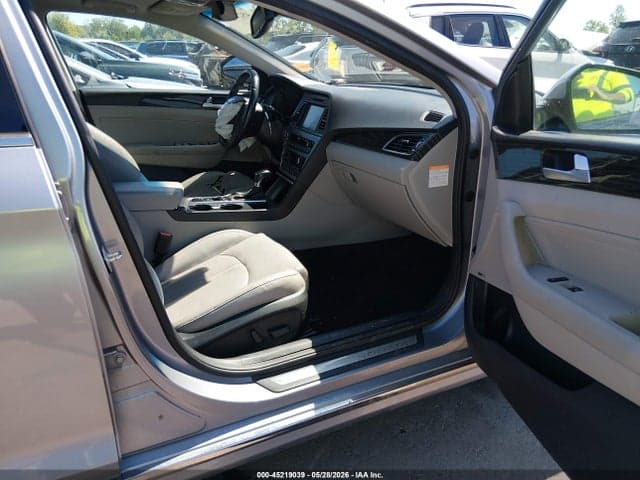 2017 HYUNDAI SONATA HYBRID LIMITED 5