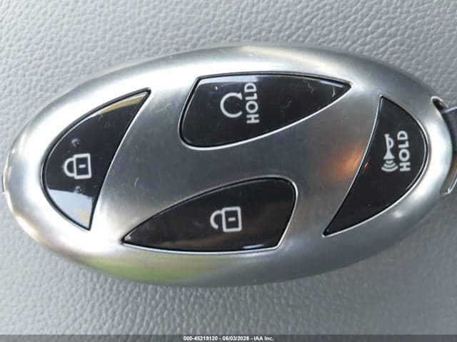 2024 HYUNDAI ELANTRA SEL 11