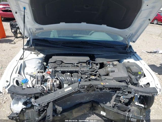 2024 HYUNDAI ELANTRA SEL 10