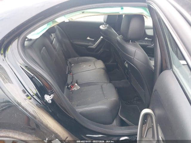 2020 MERCEDES-BENZ A 220 4MATIC 8