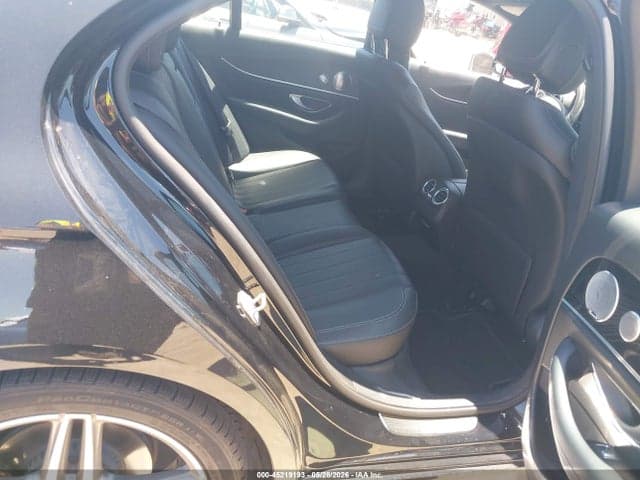 2018 MERCEDES-BENZ E 300 8