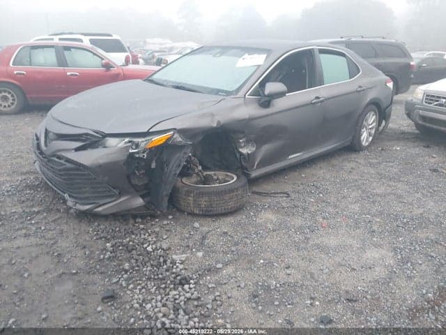 2020 TOYOTA CAMRY LE 2