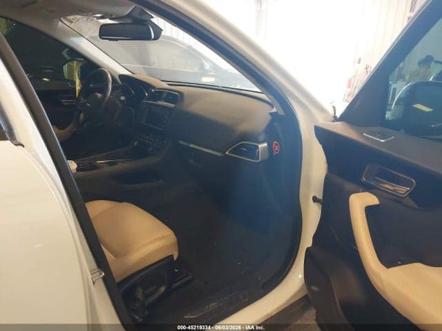 2017 JAGUAR F-PACE 20D 5