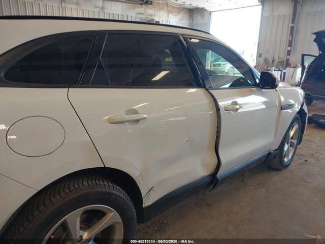 2017 JAGUAR F-PACE 20D 6