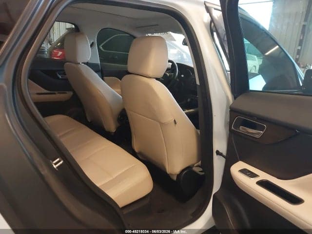 2017 JAGUAR F-PACE 20D 8