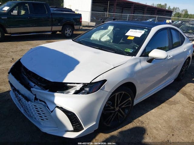 2025 TOYOTA CAMRY XSE 2