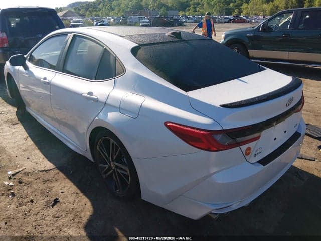 2025 TOYOTA CAMRY XSE 3