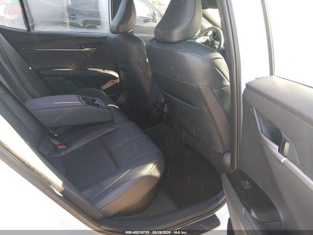 2025 TOYOTA CAMRY XSE 8